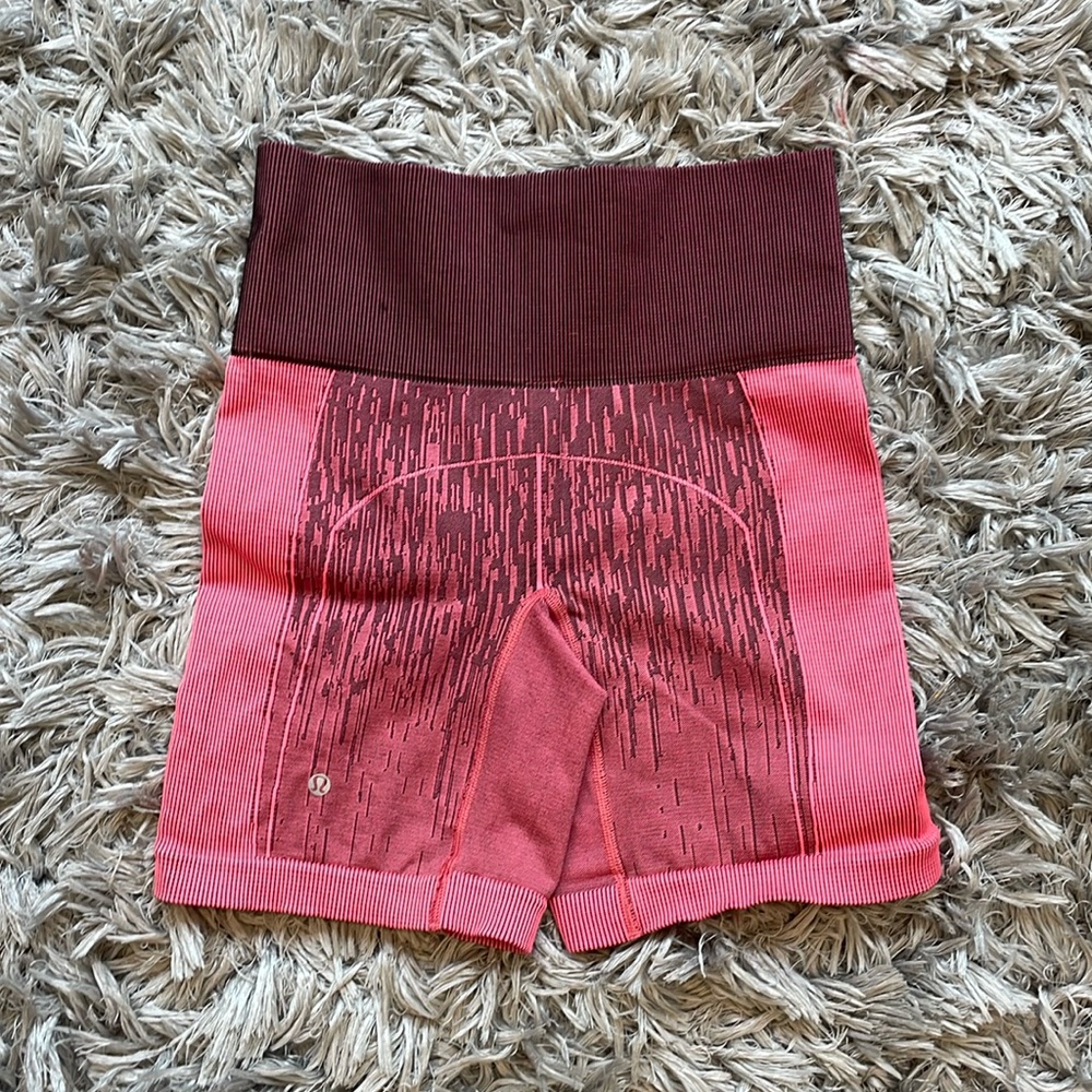 Lululemon Sculpt Short in Electric Coral